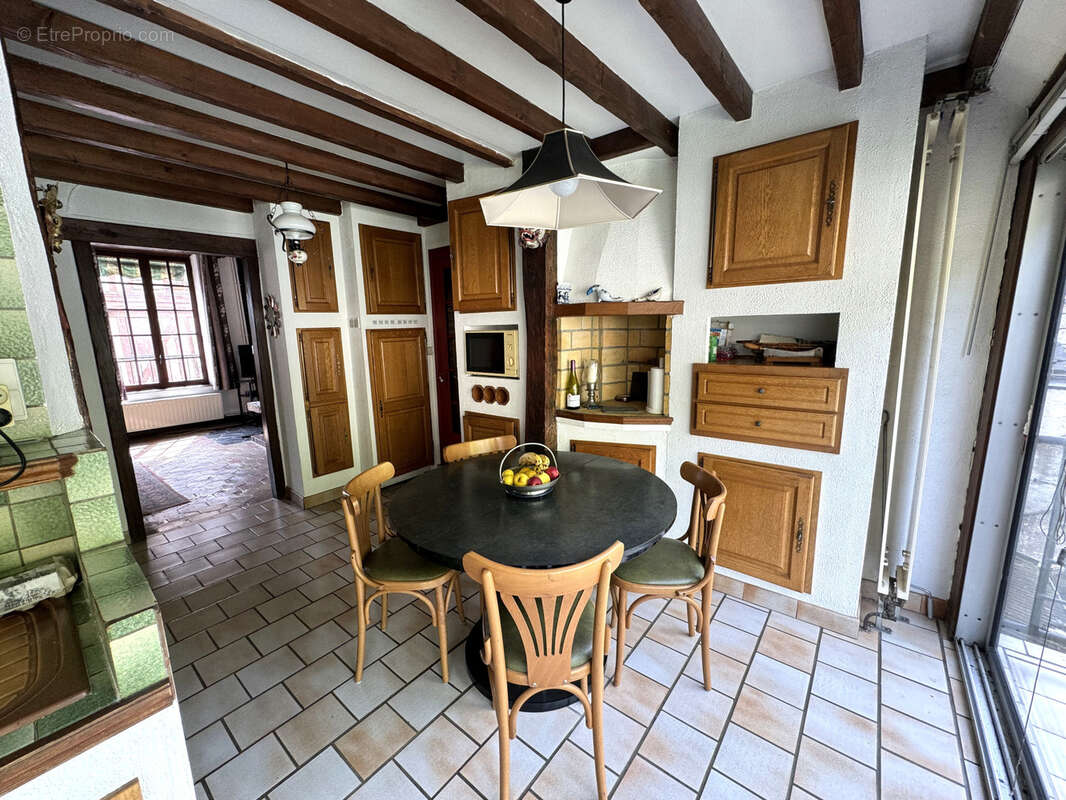 Maison à IVRY-LA-BATAILLE