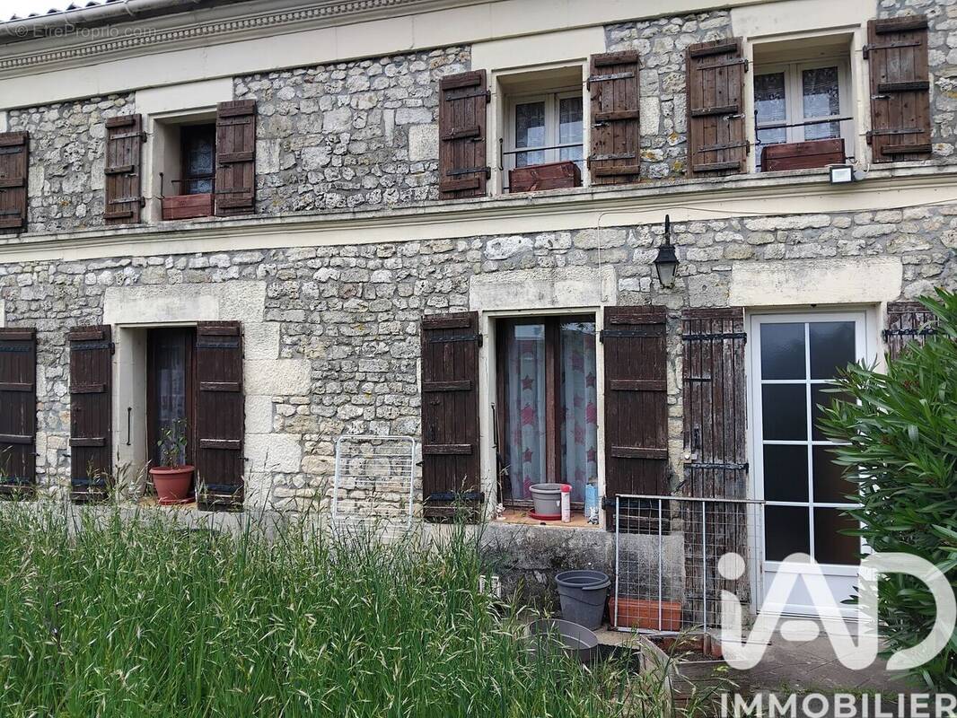 Photo 1 - Maison à ARCHINGEAY