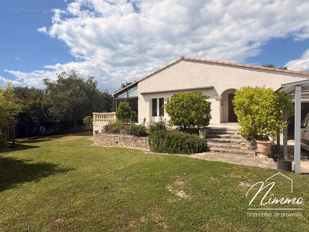 Maison à LA CALMETTE