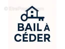 Photo 1 - Commerce à MAUBEC