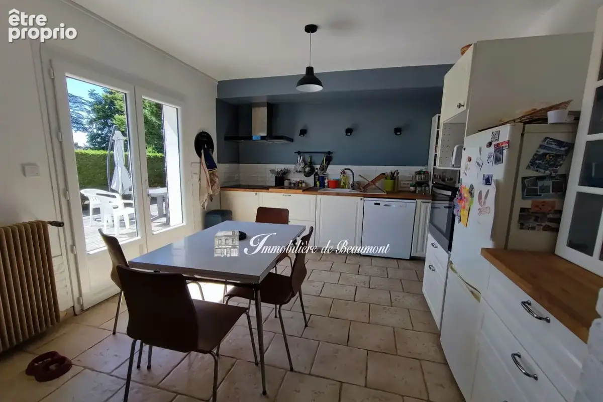 Maison 134 m² à Beaumont-Le-Roger  - photo 8