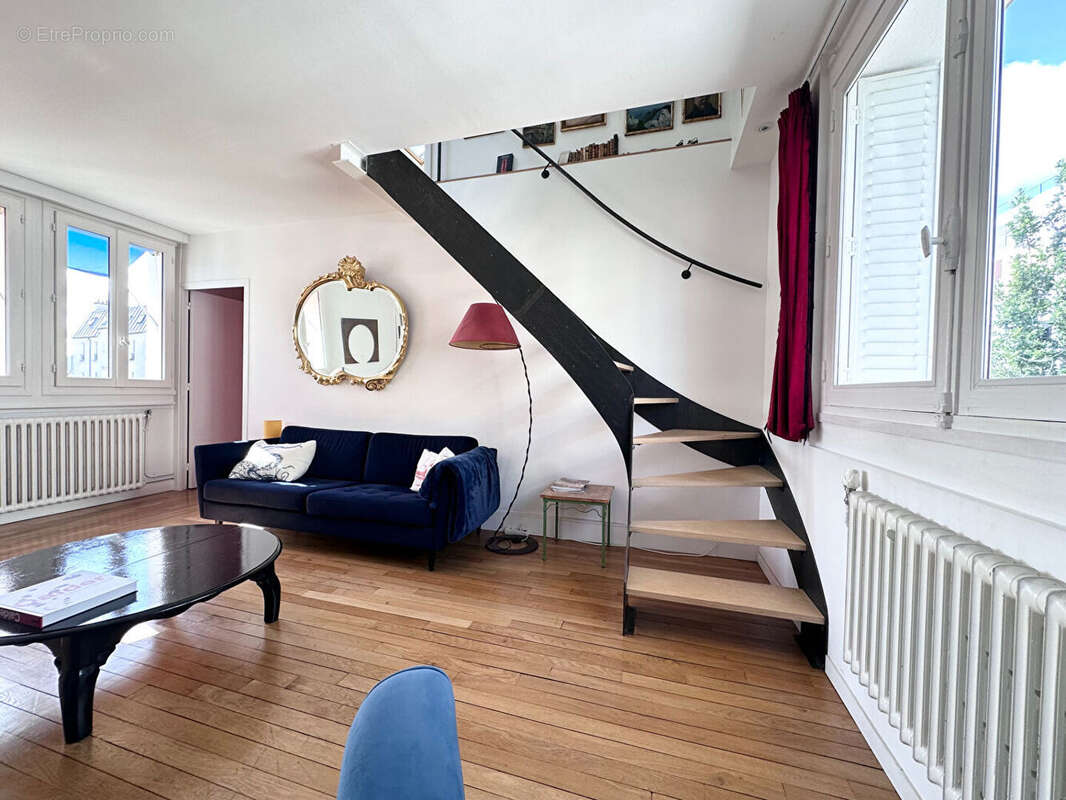 Appartement à PARIS-18E