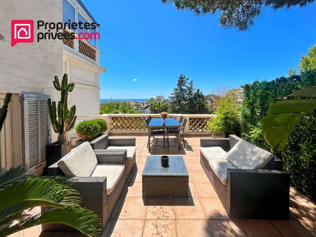 Appartement à CANNES