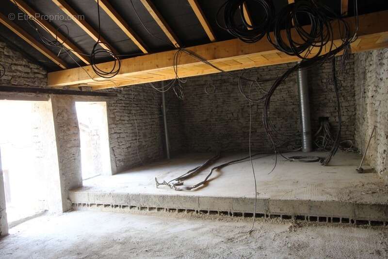 Maison à GISSEY-SUR-OUCHE