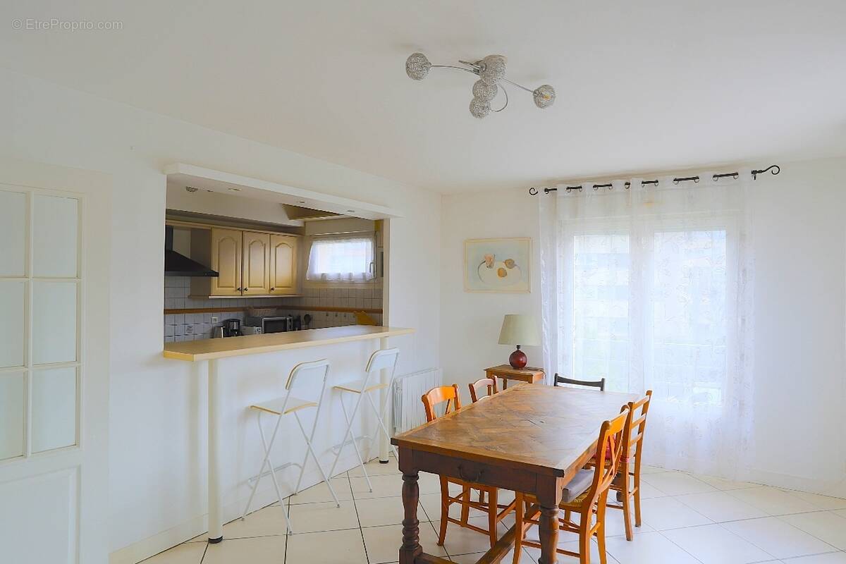 Appartement à YERRES