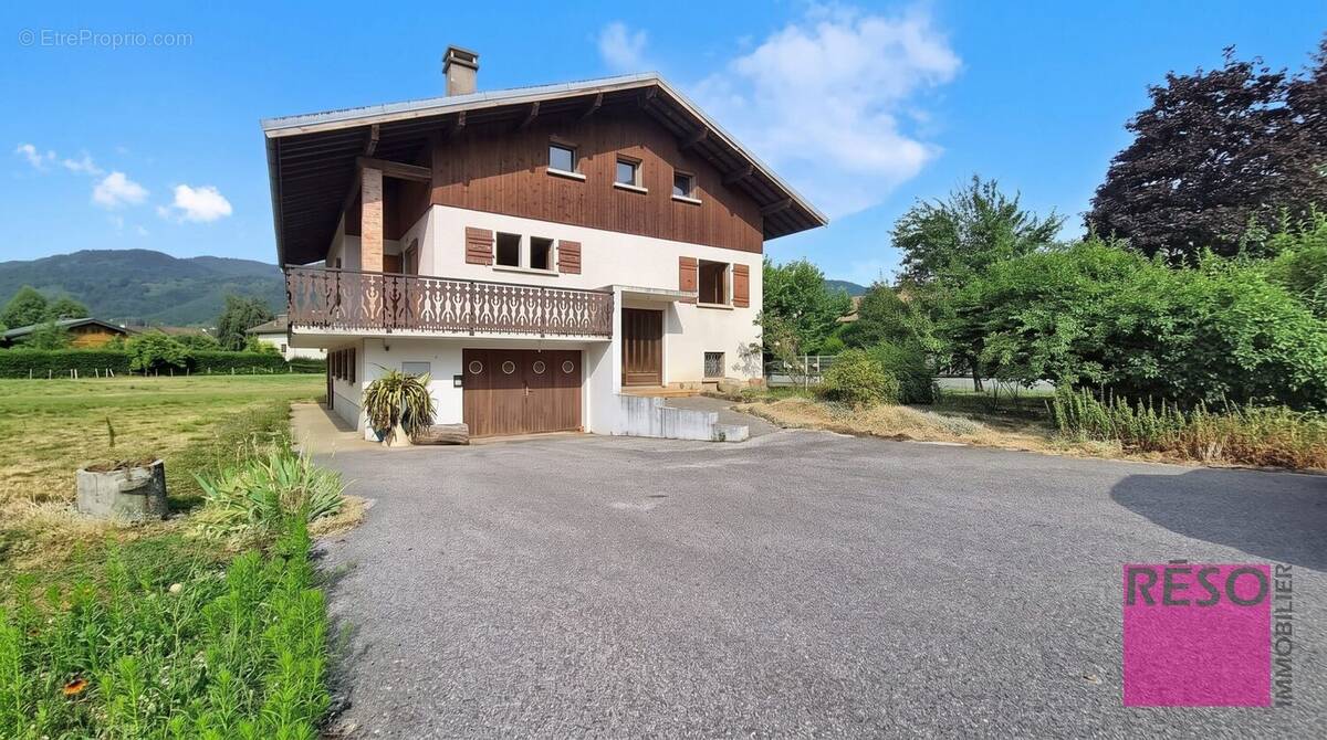 Maison à BOEGE