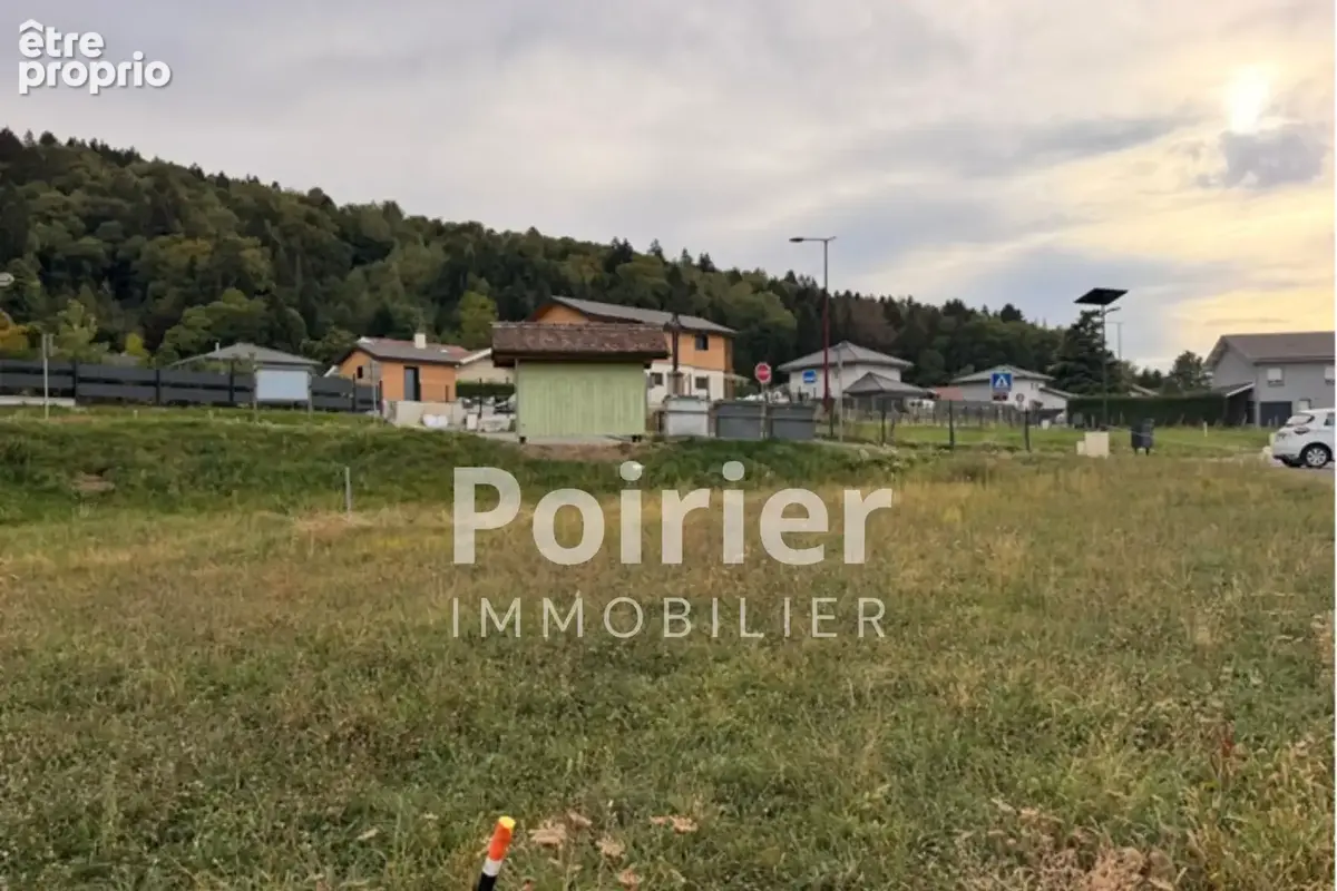 Photo Terrain à Draillant au prix de 159 640€