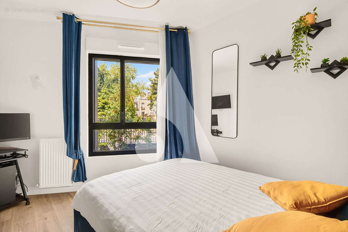 Appartement familial récent 86,9 m² - Métro Gabriel Péri Gennevilliers - Proche Clichy - Proche Asnieres sur seine - Box en sus - photo 7