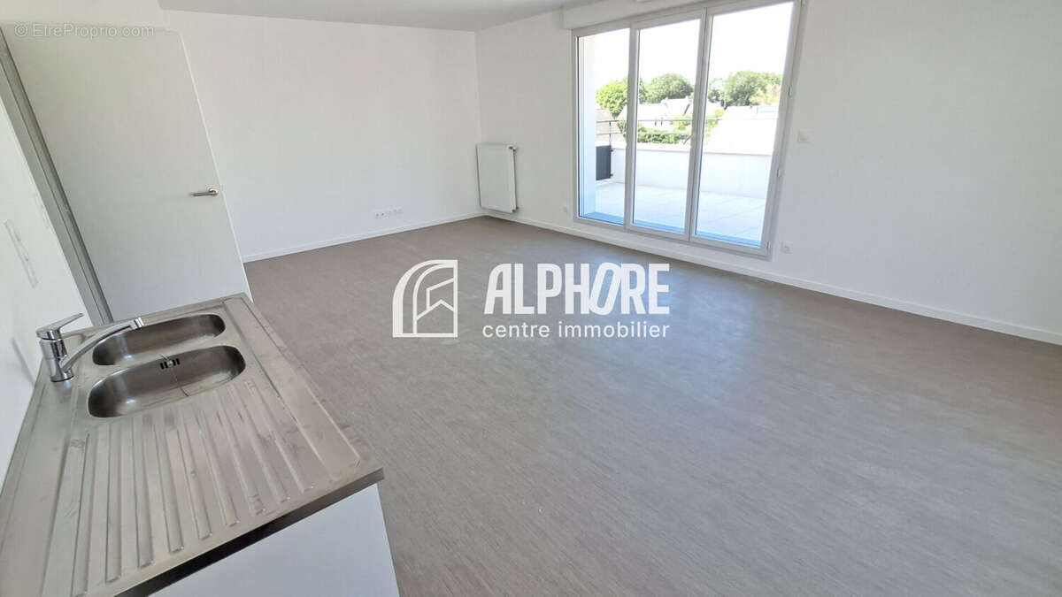 Immaculée, appartement Re2020 - T4 avec 3 terrasses et 2 stationnements , disponibilité immédiate. - photo 3