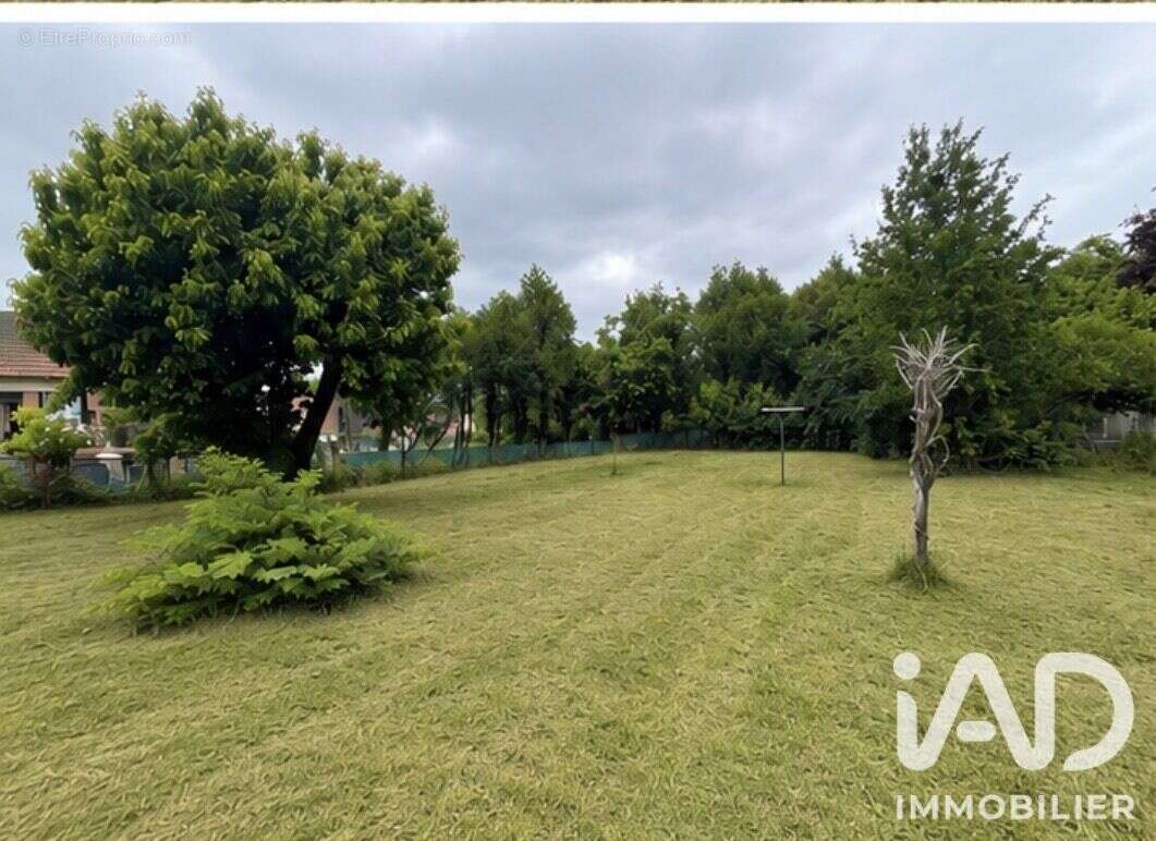 Maison 84 m² à Villeneuve-La-Guyard  - photo 3