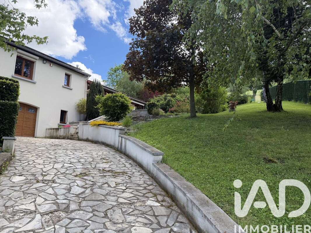 Photo 3 - Maison à SAINT-PRIEST-EN-JAREZ