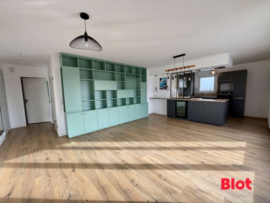 Appartement à CHARTRES-DE-BRETAGNE