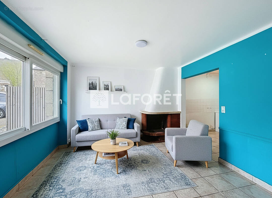 Maison à SAINT-GUYOMARD