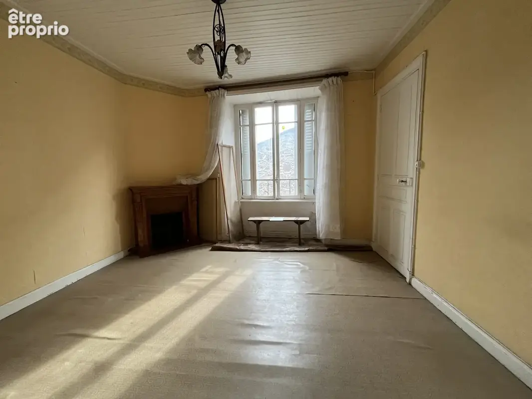 Maison 4 pièces 78 m² à vendre à Chalinargues (15170) - photo 8