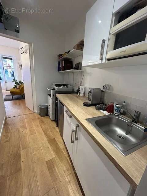 Commerce à PARIS-18E