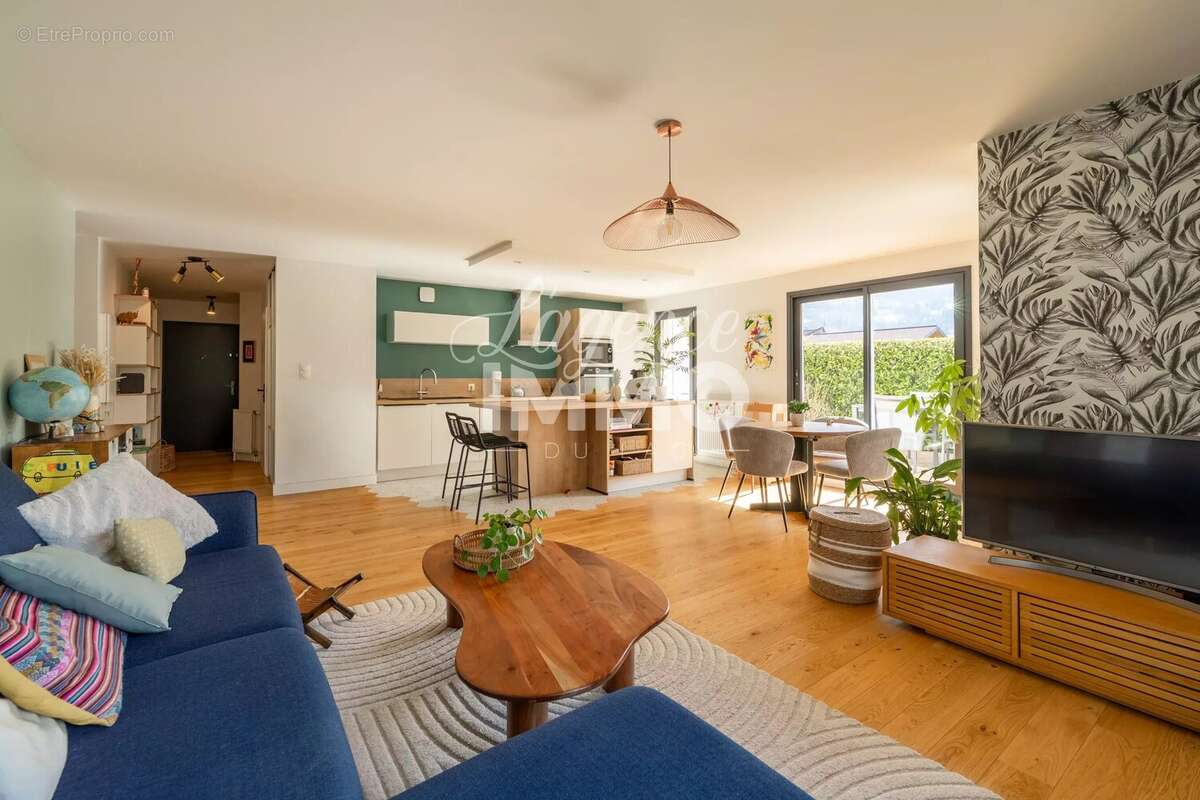 Appartement à SAINT-JORIOZ