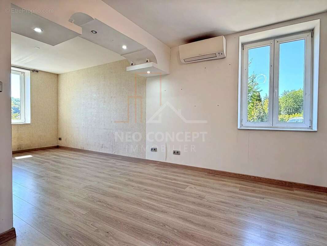 Maison à NIEDERBRONN-LES-BAINS