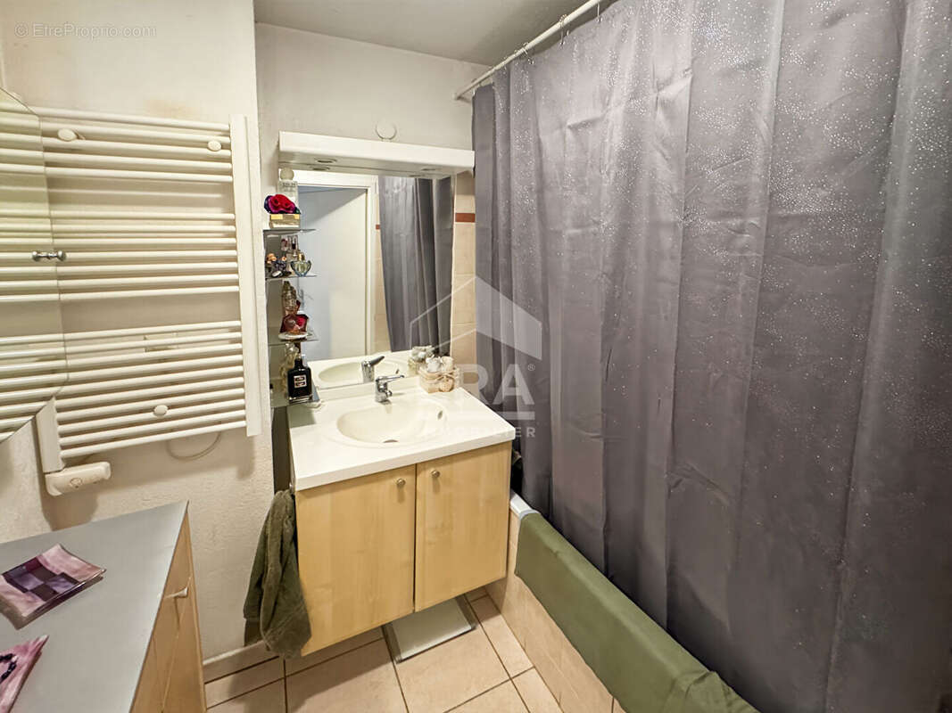Appartement à MARSEILLE-14E