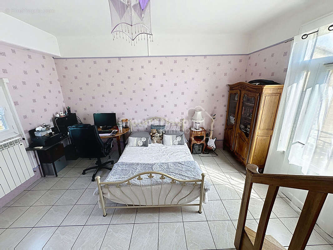 Maison à SORGUES