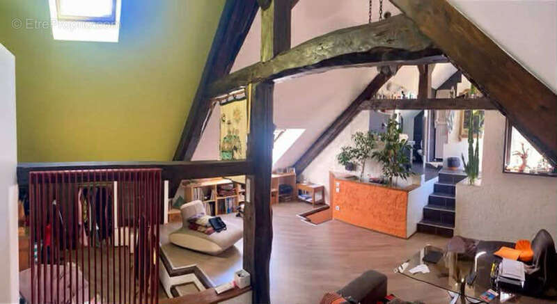 Appartement à VEYNES