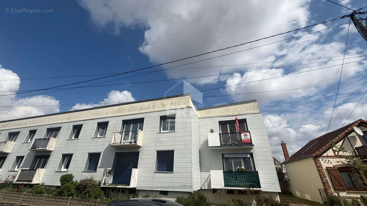 Appartement à SAINT-ETIENNE-DU-ROUVRAY