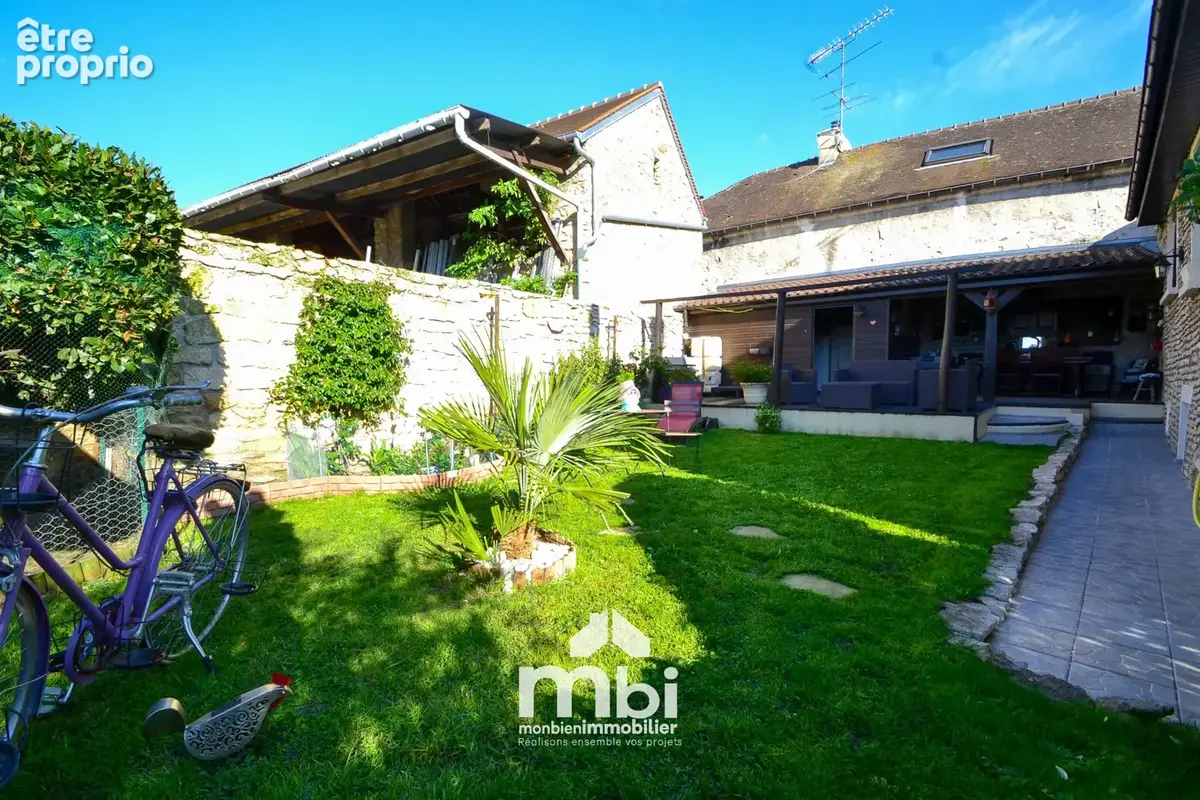 Maison ancienne avec jardin - photo 2