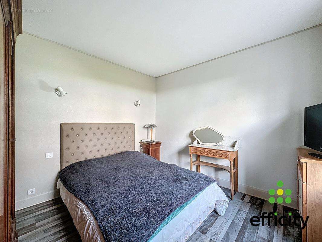 Maison à CHATEAUNEUF-EN-THYMERAIS