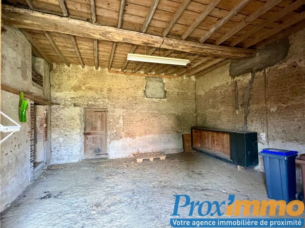 Maison à SAINT-BLAISE-DU-BUIS