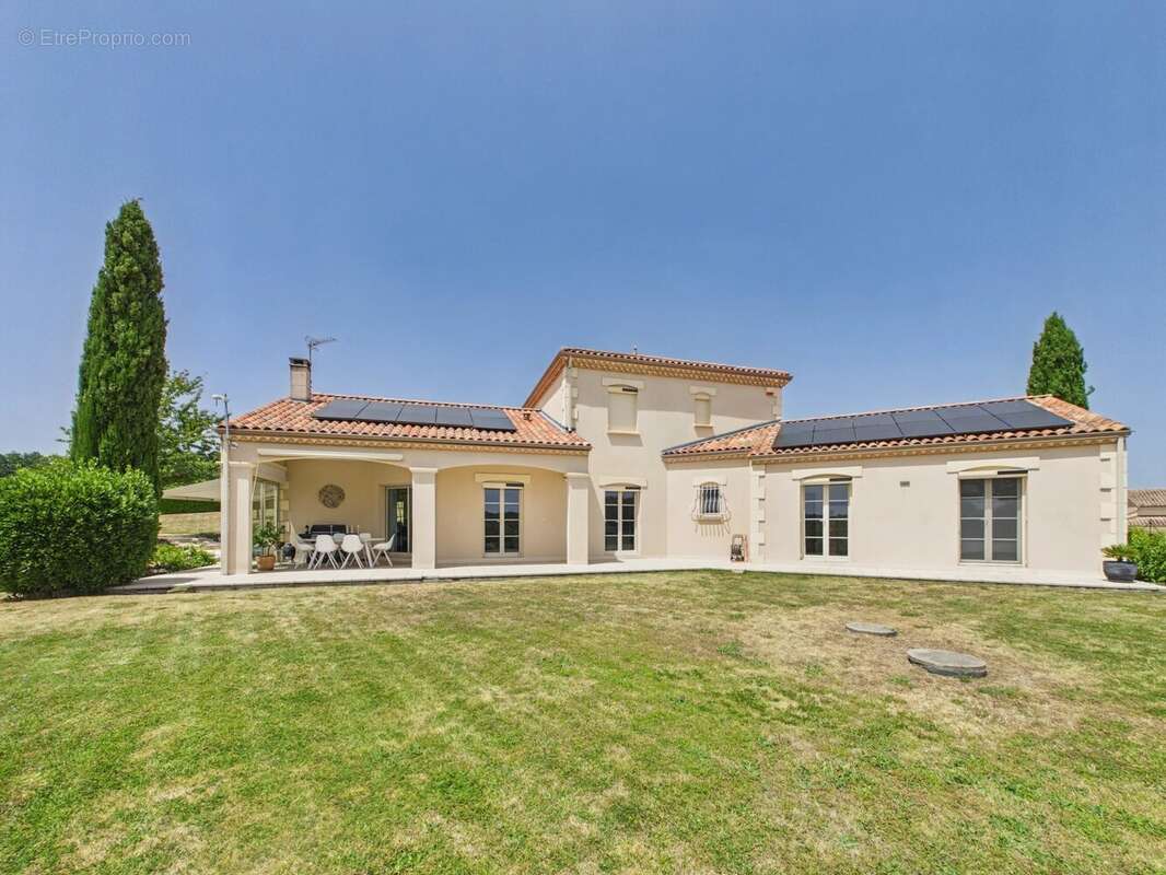 Maison à MONESTIER