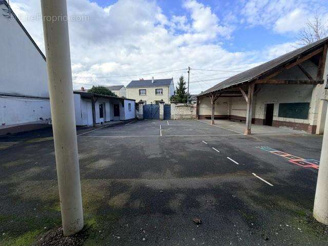 Appartement 512 m² à Saumur  - photo 3