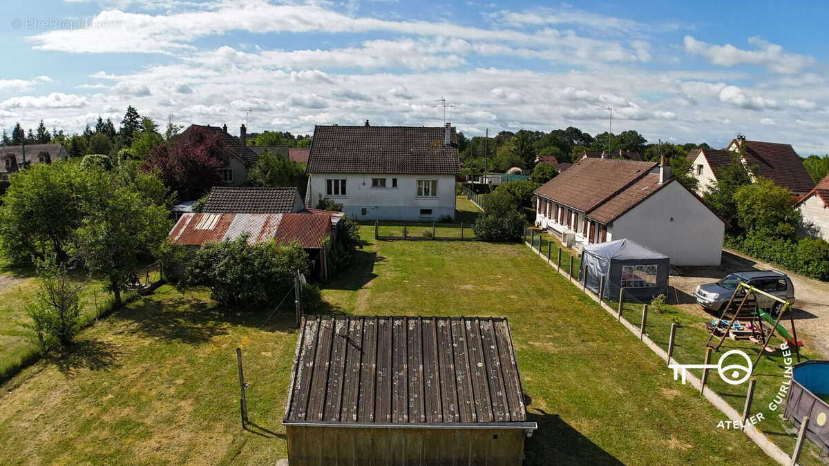 Maison à NEUNG-SUR-BEUVRON