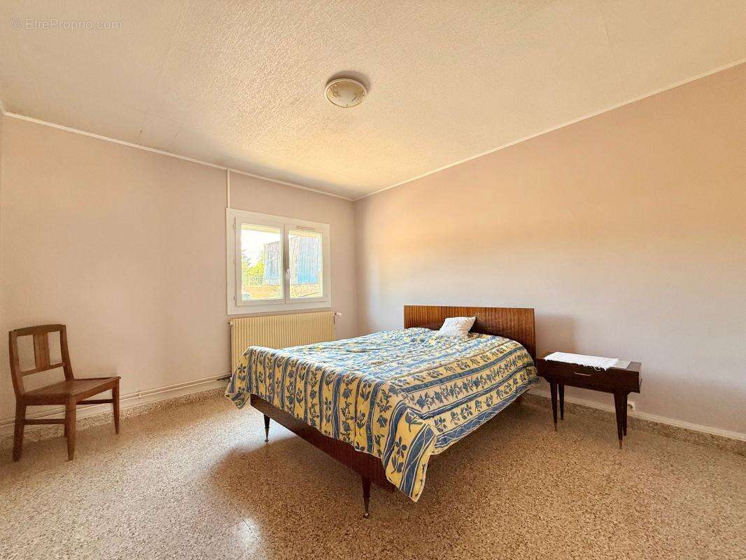 Maison plain-pied, 103 m², deux chambres - Terrain de 1293 m² - photo 12