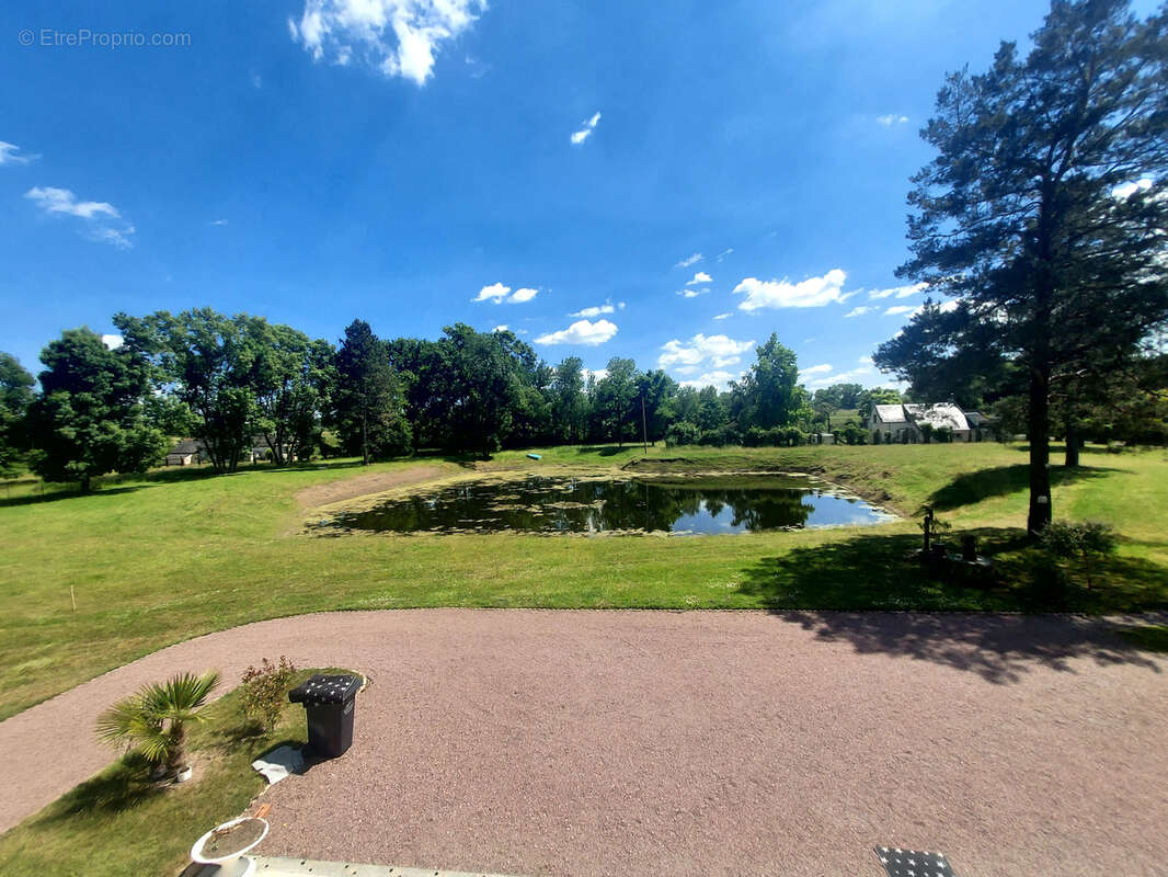 Maison à LA CHAPELLE-SUR-LOIRE