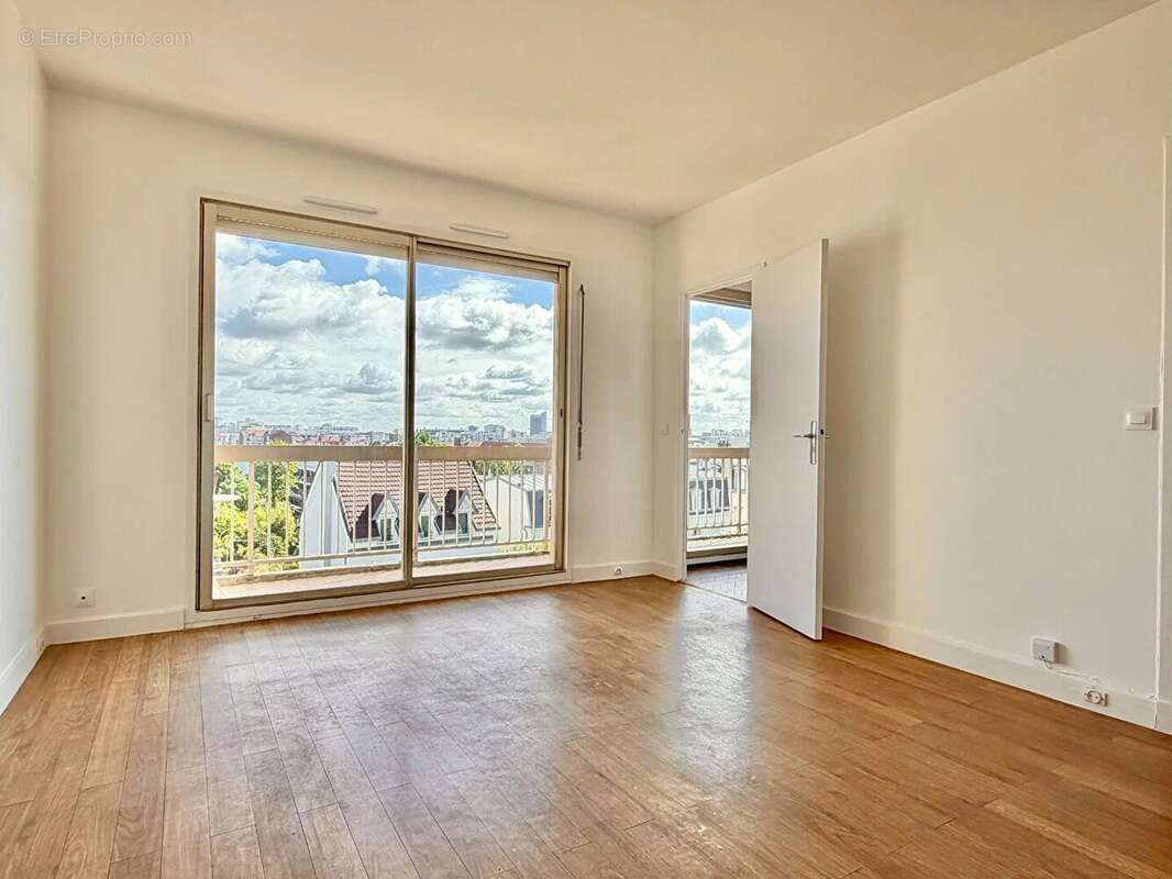 Appartement à BOIS-COLOMBES