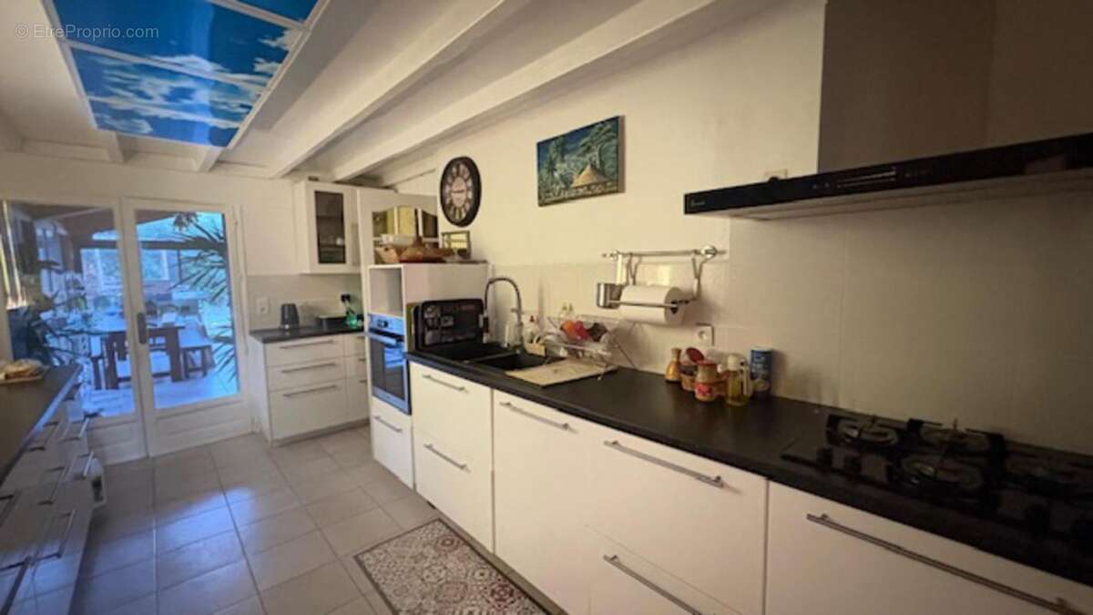 Maison à LABESSIERE-CANDEIL