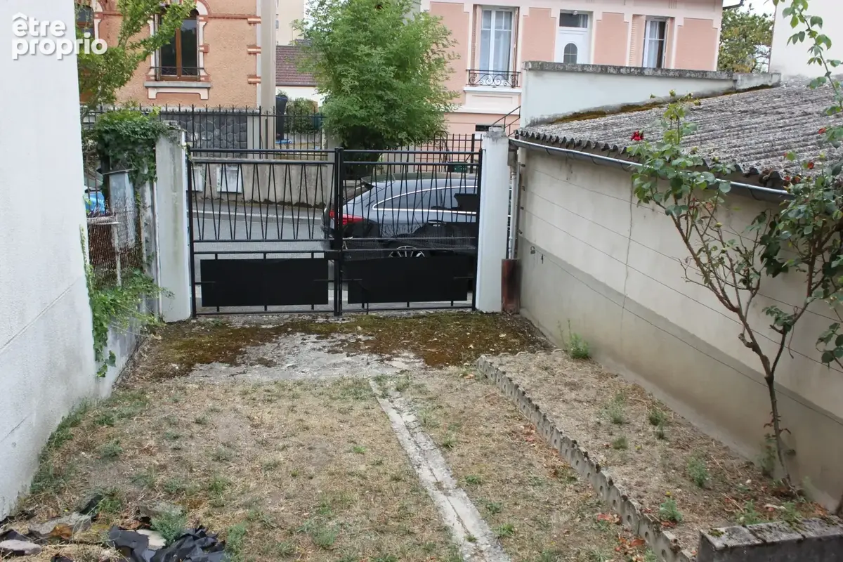 Maison à vendre 7 pièces MONTLUCON (03) - photo 4