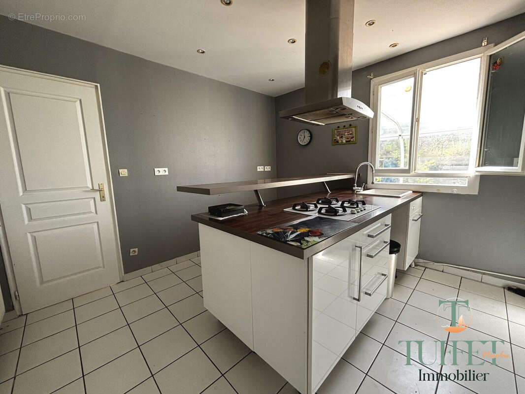Maison 126 m² à Hiers-Brouage  - photo 6