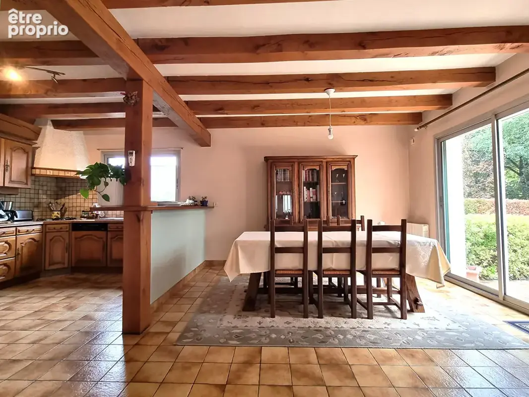 Maison familiale 5 chambres - Sautron, secteur bourg, en impasse - photo 4
