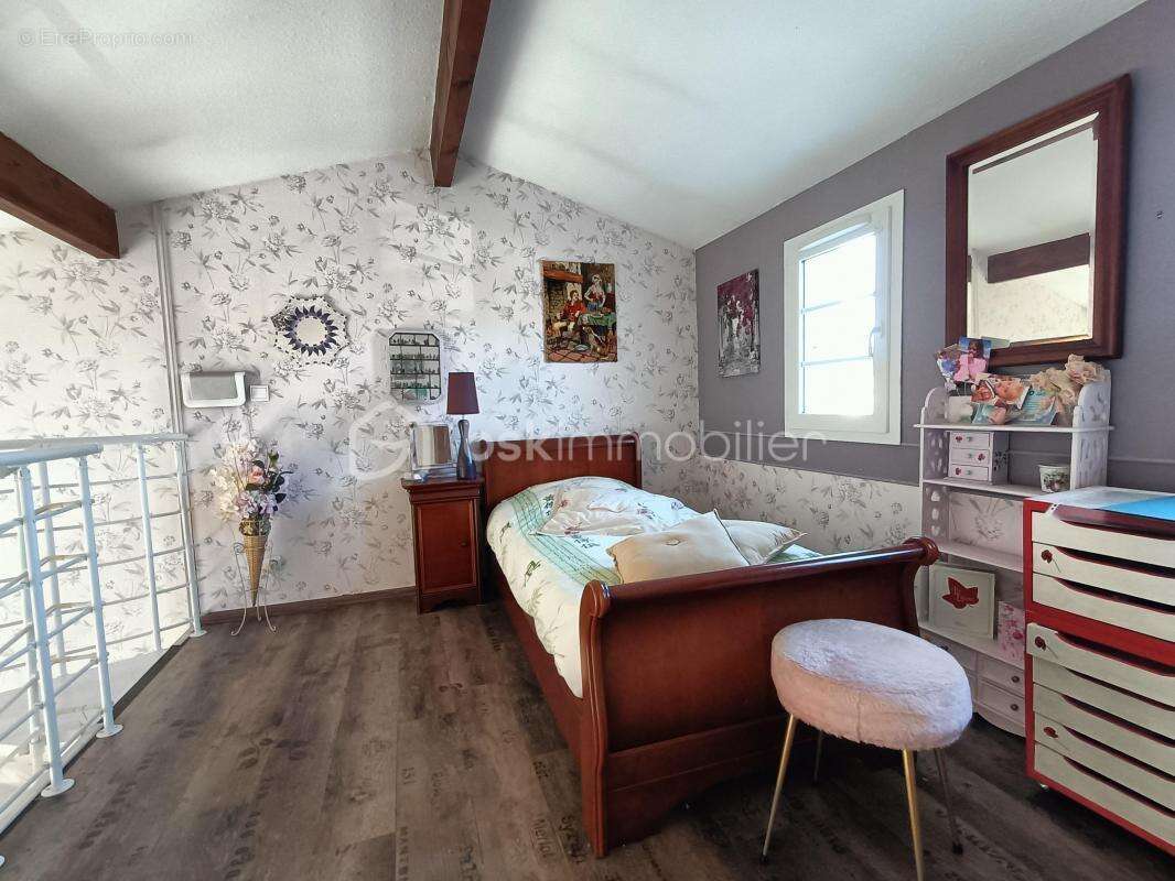 Maison à VAUX-SUR-MER