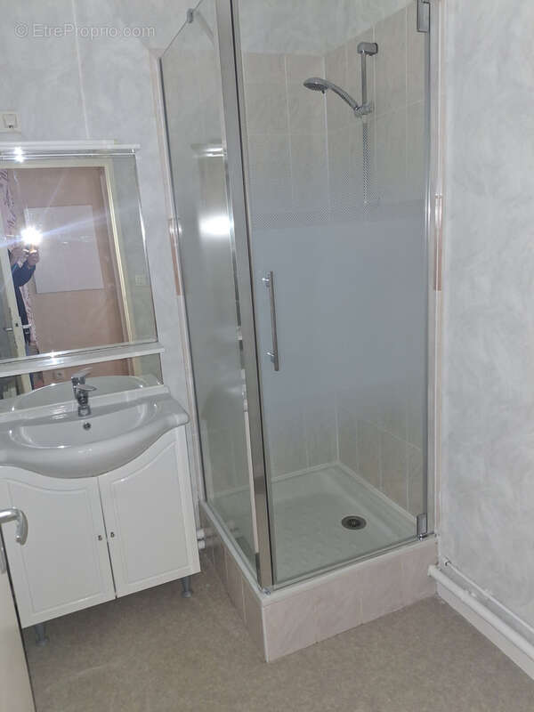 Appartement à FOUGERES