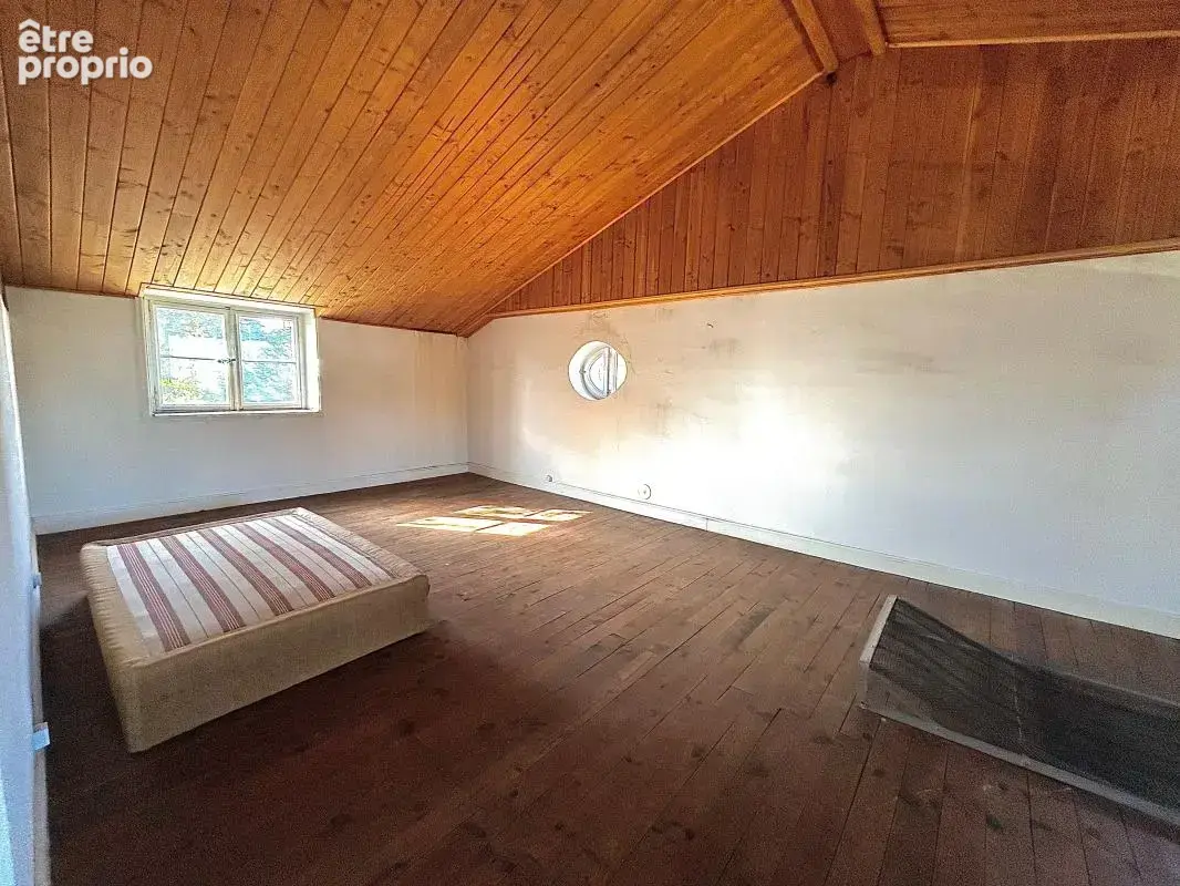Opportunité rare pour professionnels — Bâtiment de caractère de 450 m² sur 3 niveaux avec jardin de 1 000 m² - photo 27