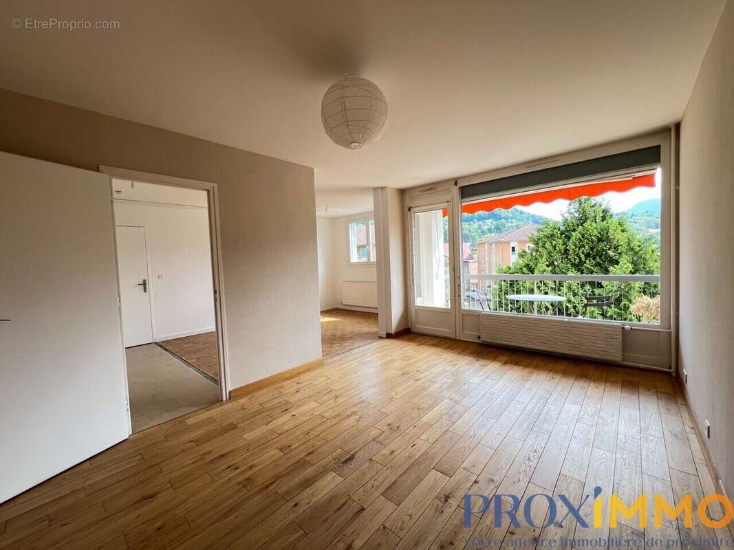 Appartement à VOIRON