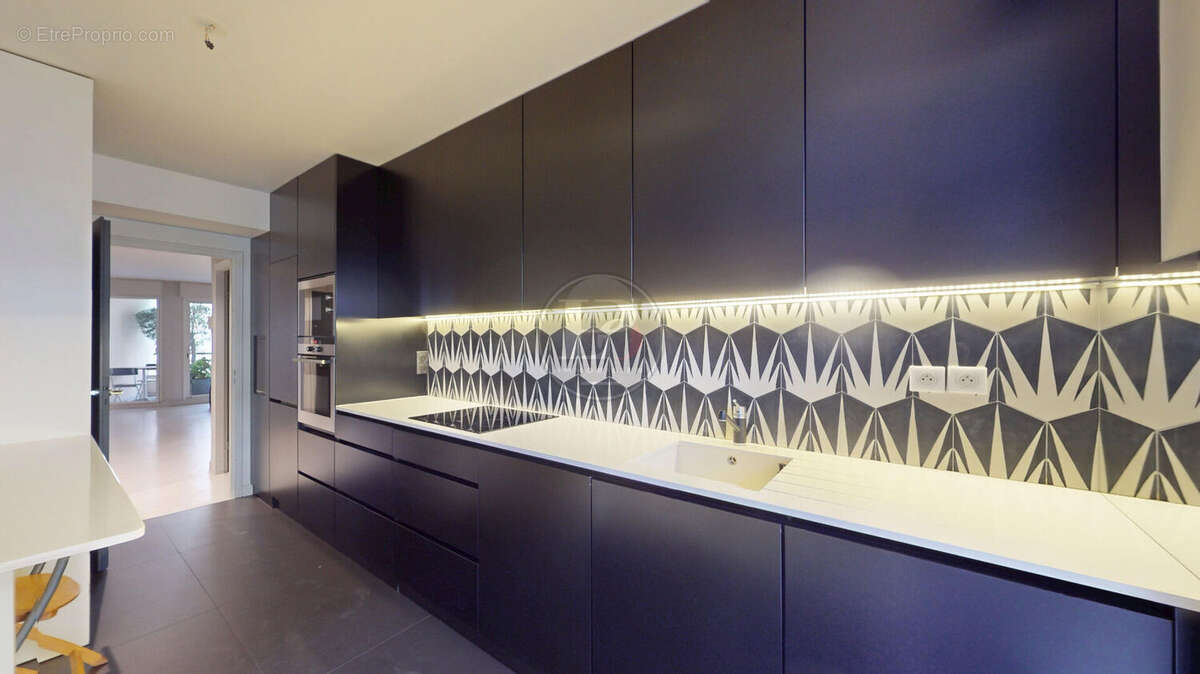 Appartement à ISSY-LES-MOULINEAUX