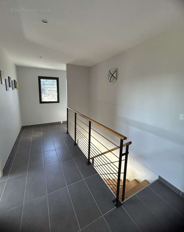 Maison à SAINT-QUENTIN-LA-POTERIE