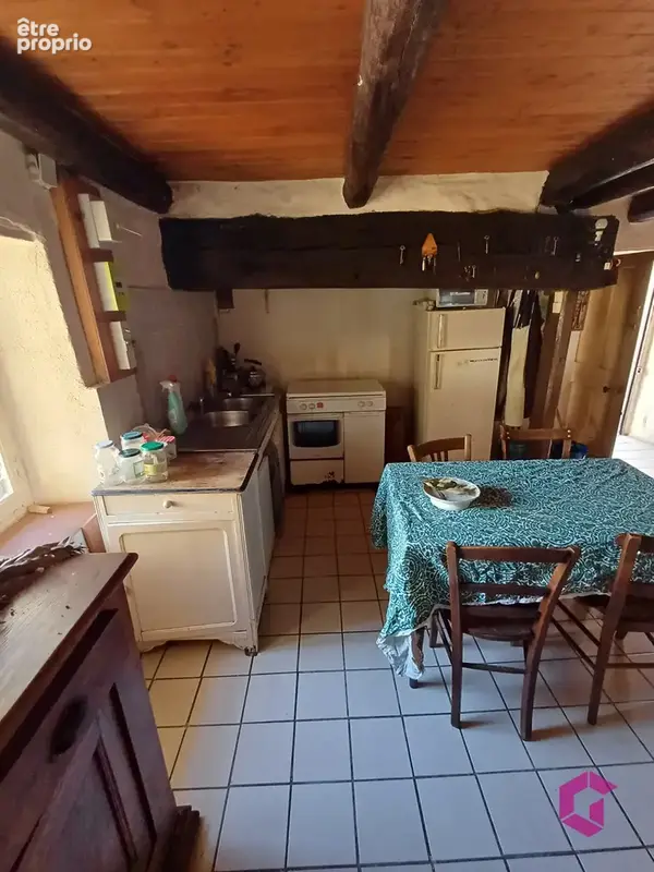 Charmante maison en pierre à rénover entièrement — Idéal investisseur ou premier achat - photo 4