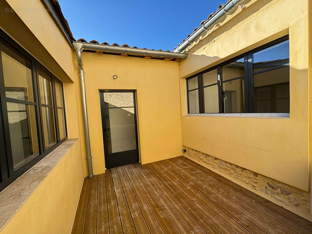 Appartement à SAINT-SATURNIN-LES-APT