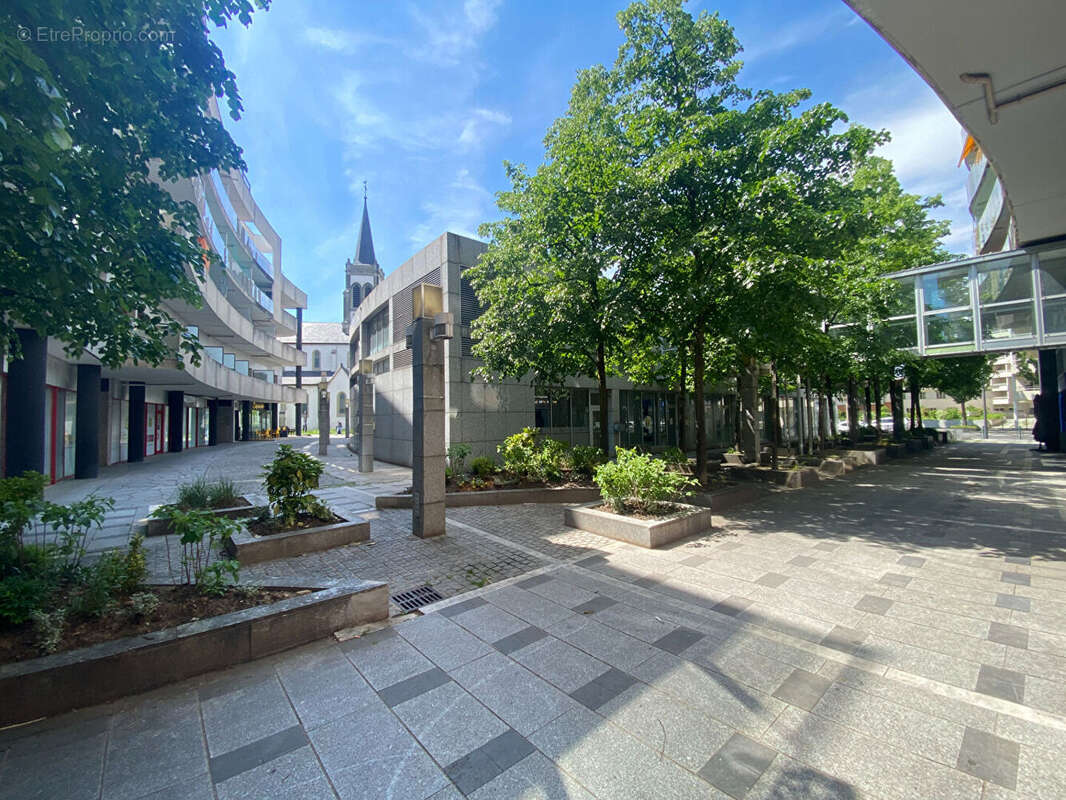 Commerce à ANNEMASSE