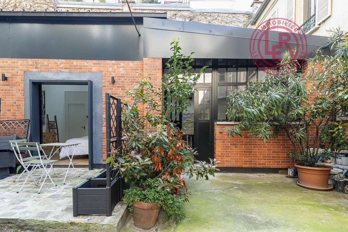 Appartement à PARIS-11E
