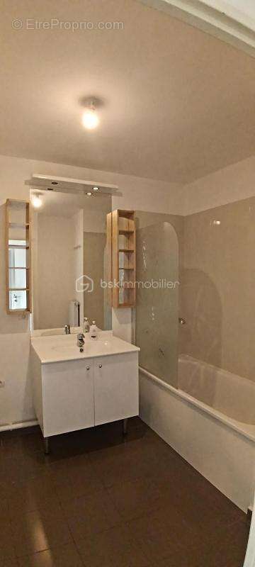 Appartement à DAMMARIE-LES-LYS