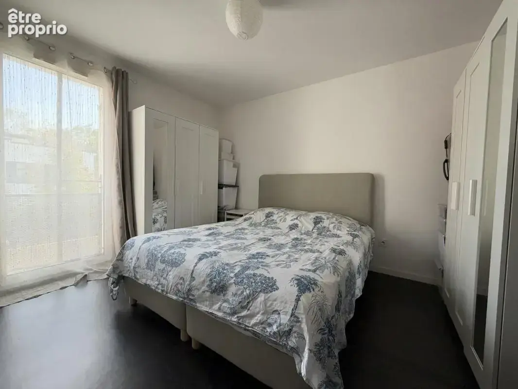 Stains - beau duplex - 3 pieces de 60m² - au 1er et dernier - photo 7